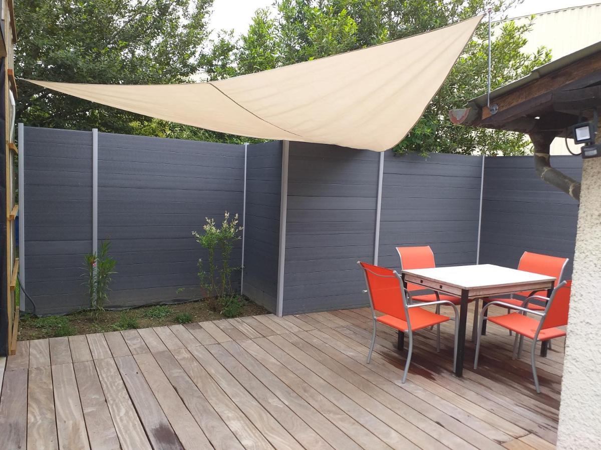 Joli 2 Pieces Esprit Loft Moderne Apartment Pau Bagian luar foto