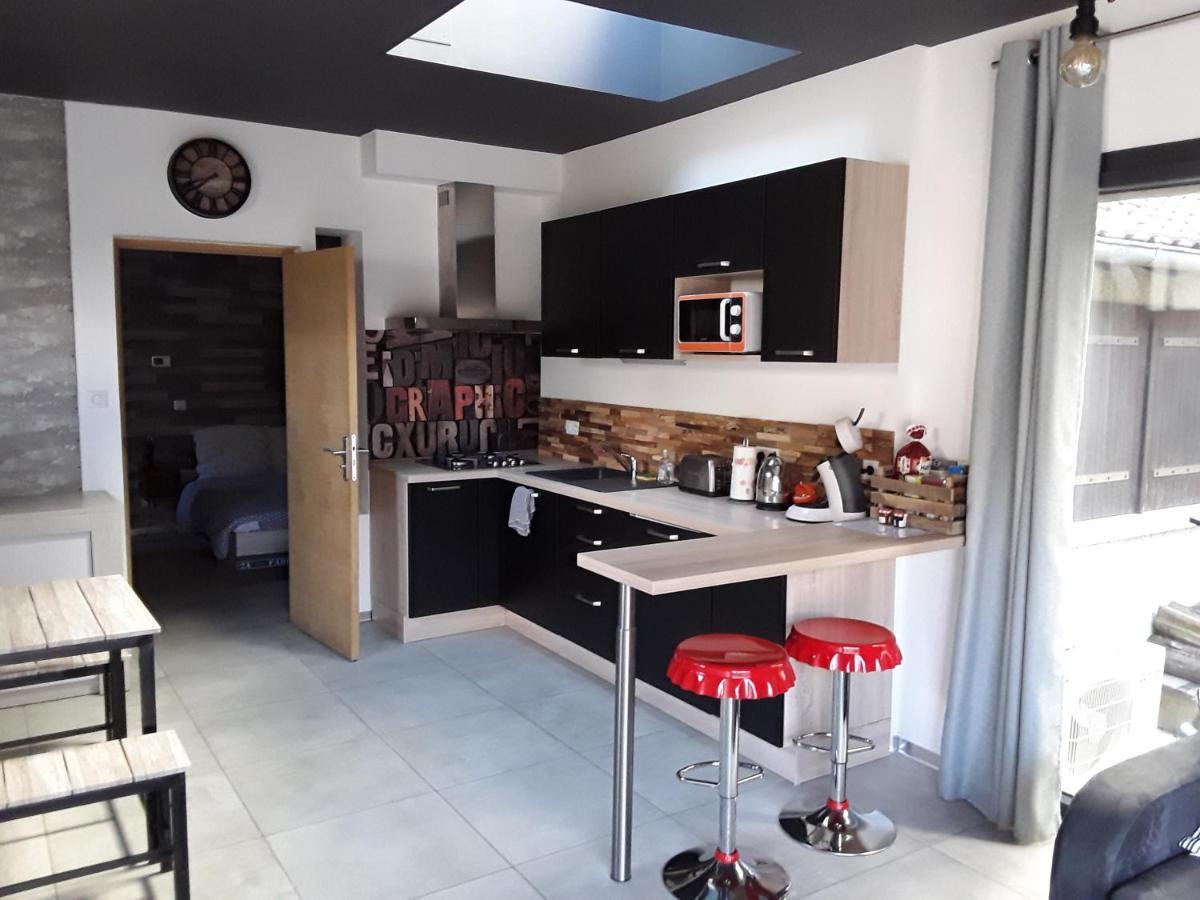 Joli 2 Pieces Esprit Loft Moderne Apartment Pau Bagian luar foto